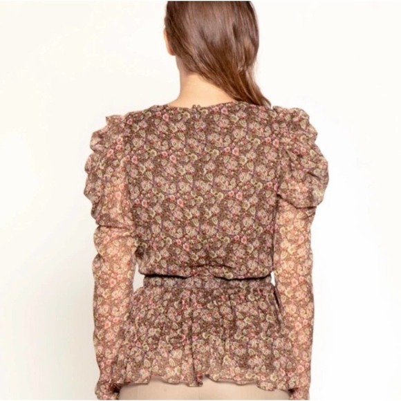 Walter Baker Puff Sleeve Floral Floral Peplum Top - Picture 2 of 12